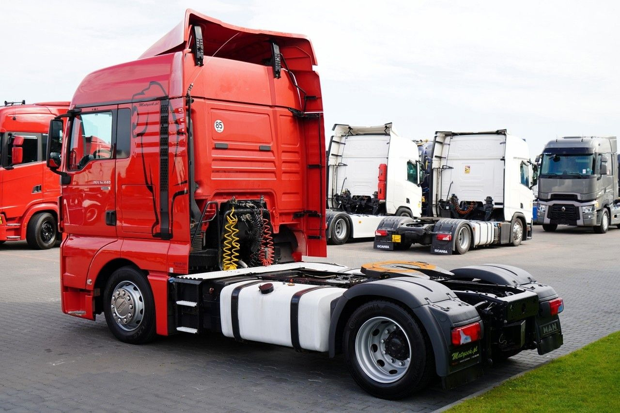 MAN TGX 18.440 / RETARDER / MEGA / LOWDECK / NAVI - Sattelzugmaschine: das Bild 4 MAN TGX 18.440 / RETARDER / MEGA / LOWDECK / NAVI - Sattelzugmaschine: das Bild 4
