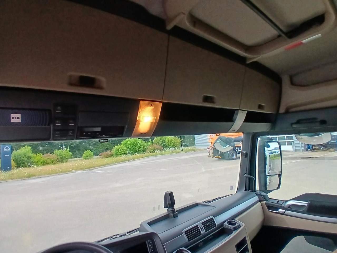 MAN TGX 18.470 / RETARDER / 2020 ROK / XLX / NAVI / - Sattelzugmaschine: das Bild 5 MAN TGX 18.470 / RETARDER / 2020 ROK / XLX / NAVI / - Sattelzugmaschine: das Bild 5