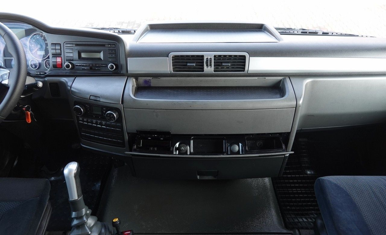 Sattelzugmaschine MAN TGX 18.480 / HYDRAULIKA / RETARDER / MANUAL / N: das Bild 16 Sattelzugmaschine MAN TGX 18.480 / HYDRAULIKA / RETARDER / MANUAL / N: das Bild 16