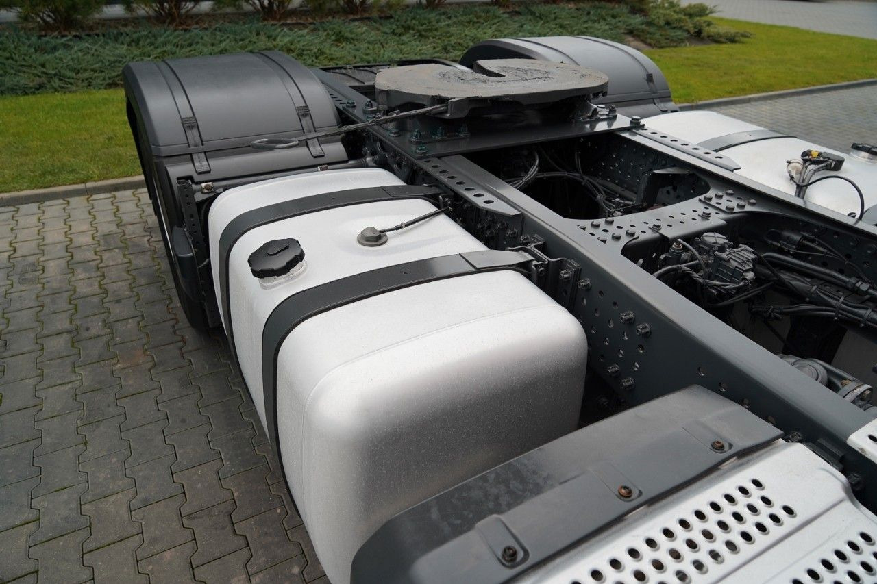 Mercedes-Benz ACTROS 1845 / BIG SPACE / 2020 - Leasing Mercedes-Benz ACTROS 1845 / BIG SPACE / 2020: das Bild 17 Mercedes-Benz ACTROS 1845 / BIG SPACE / 2020 - Leasing Mercedes-Benz ACTROS 1845 / BIG SPACE / 2020: das Bild 17