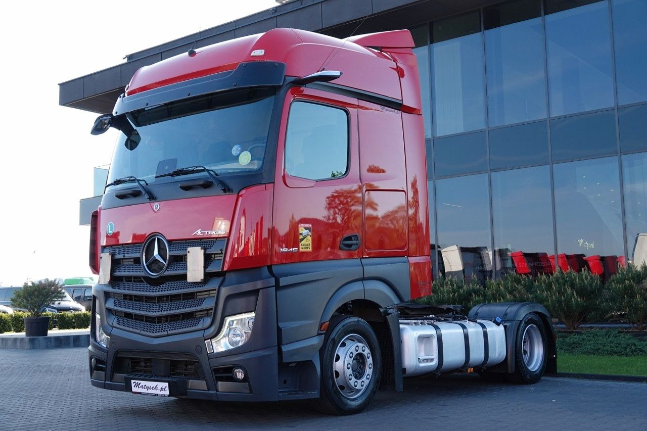 Mercedes-Benz ACTROS 1845 / LOW DECK / MEGA / BIG SPACE / PO K - Sattelzugmaschine: das Bild 2 Mercedes-Benz ACTROS 1845 / LOW DECK / MEGA / BIG SPACE / PO K - Sattelzugmaschine: das Bild 2