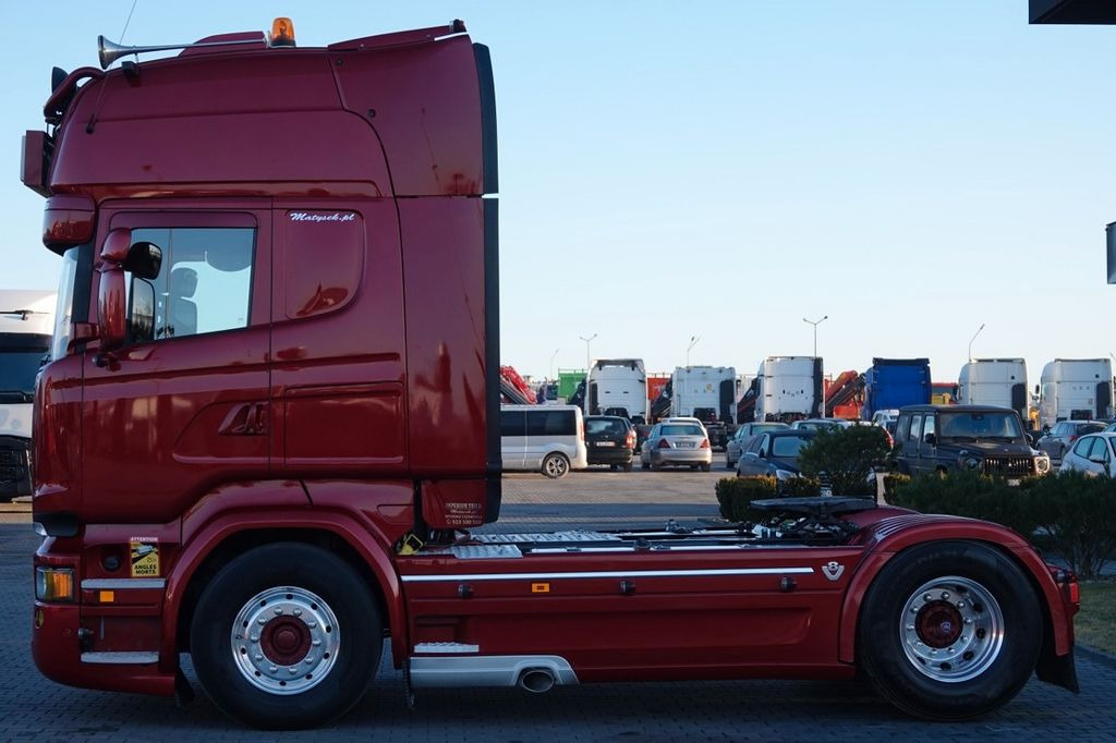Scania R 580 / V8 / RETARDER / FULL AIRMATIC / I-PARK - Sattelzugmaschine: das Bild 3 Scania R 580 / V8 / RETARDER / FULL AIRMATIC / I-PARK - Sattelzugmaschine: das Bild 3
