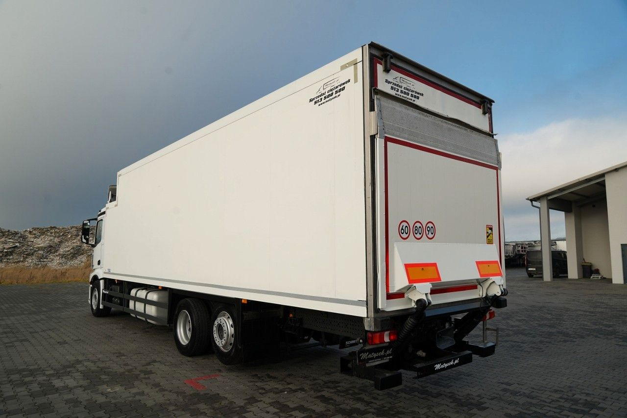 Scania ACTROS 2542 / 6X2 / CHŁODNIA / SOLÓWKA / AGREGAT - Kühlkoffer LKW: das Bild 3 Scania ACTROS 2542 / 6X2 / CHŁODNIA / SOLÓWKA / AGREGAT - Kühlkoffer LKW: das Bild 3