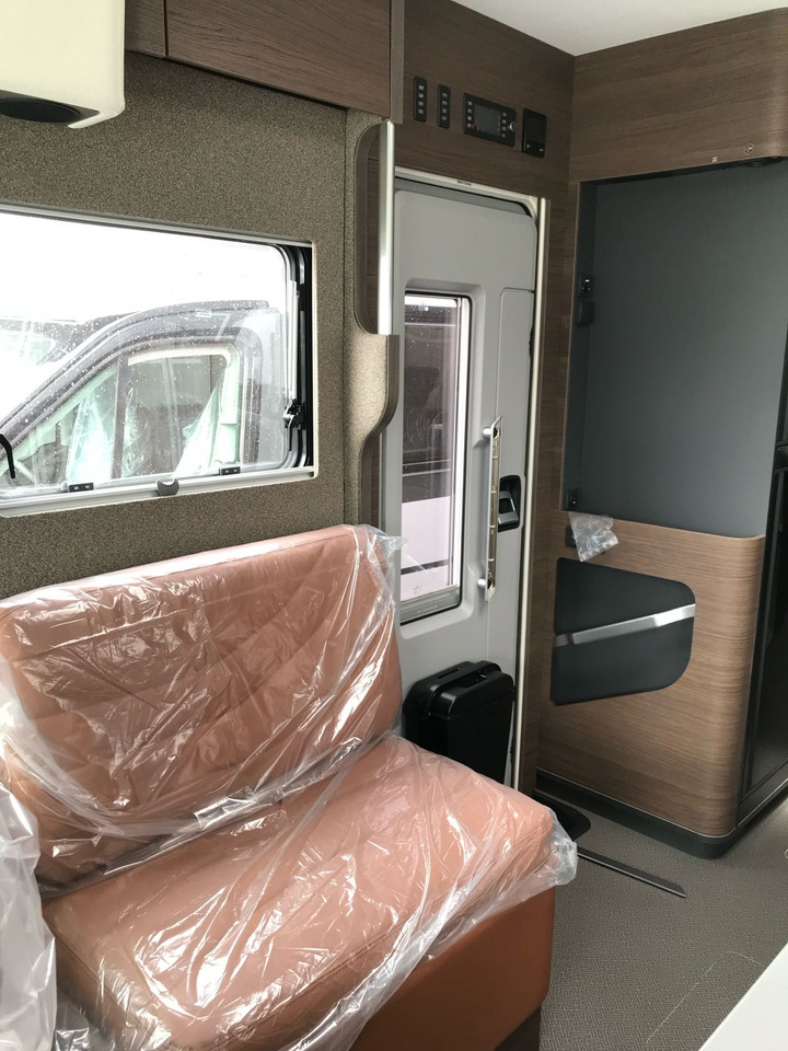 ADRIA Super Sonic 890 LC - Integriertes Wohnmobil: das Bild 4 ADRIA Super Sonic 890 LC - Integriertes Wohnmobil: das Bild 4