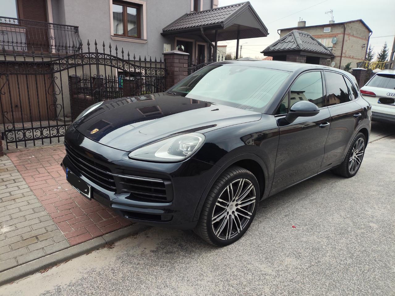 PORSCHE CAYENNE - PKW: das Bild 5 PORSCHE CAYENNE - PKW: das Bild 5