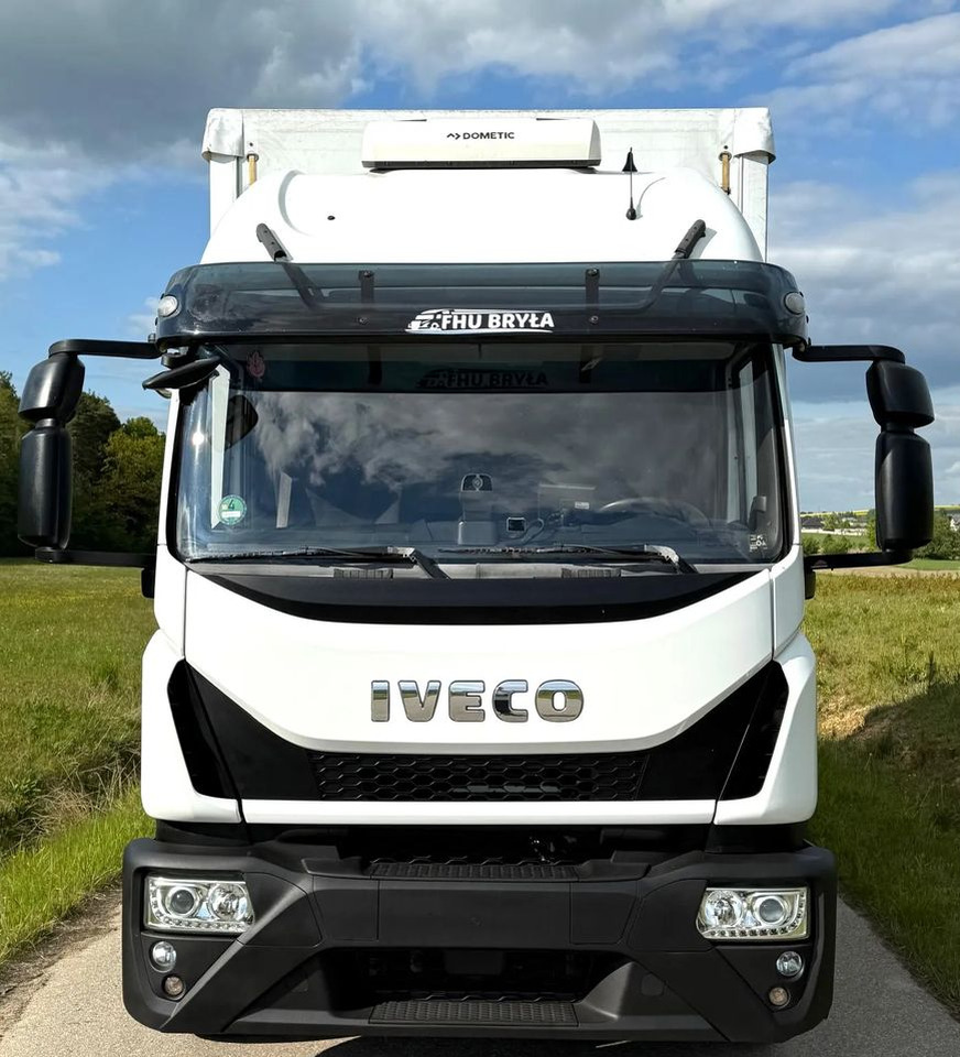 Iveco EUROCARGO 160E320/FIRANKA/WINDA/AUTOMAT/NISKI PRZEBIEG/E6/SPROWADZONY/PIERWSZY WŁAŚCICIEL - Plane LKW: das Bild 3 Iveco EUROCARGO 160E320/FIRANKA/WINDA/AUTOMAT/NISKI PRZEBIEG/E6/SPROWADZONY/PIERWSZY WŁAŚCICIEL - Plane LKW: das Bild 3