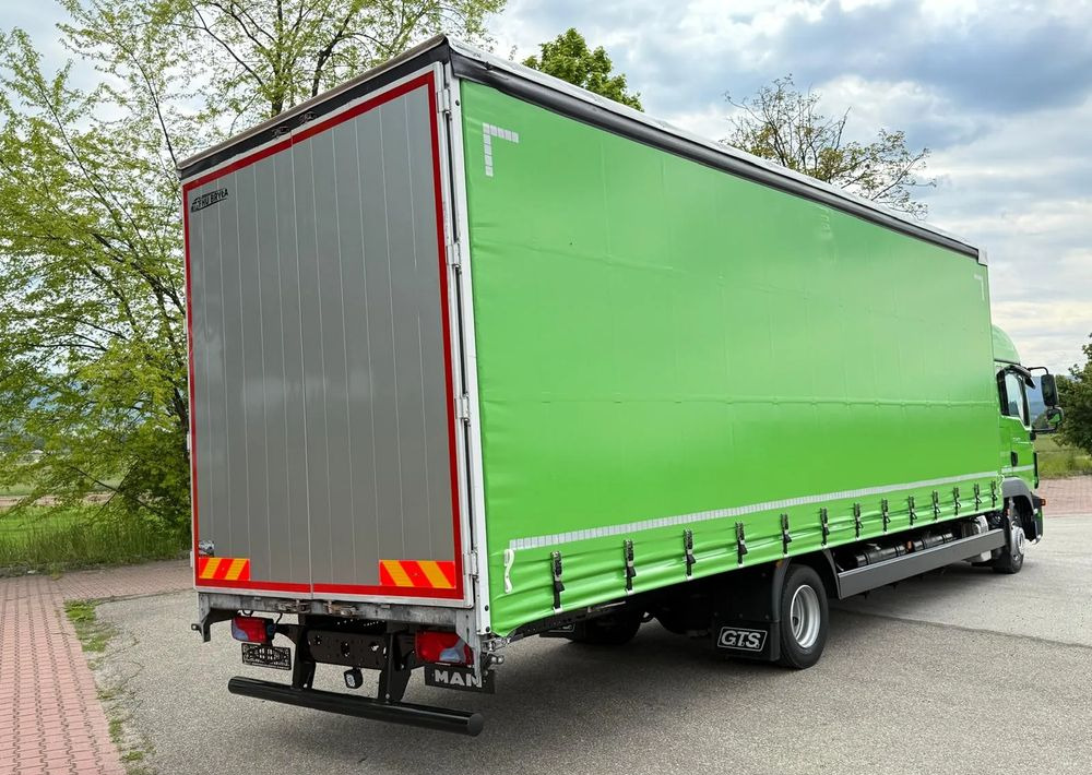 MAN TGL12.250/E6/20PALET/10.2018/SERWISOWANY/NISKI PRZEBIEG/WINDA/FIRANKA//JAK NOWY/SERWISOWANY - Plane LKW: das Bild 5 MAN TGL12.250/E6/20PALET/10.2018/SERWISOWANY/NISKI PRZEBIEG/WINDA/FIRANKA//JAK NOWY/SERWISOWANY - Plane LKW: das Bild 5