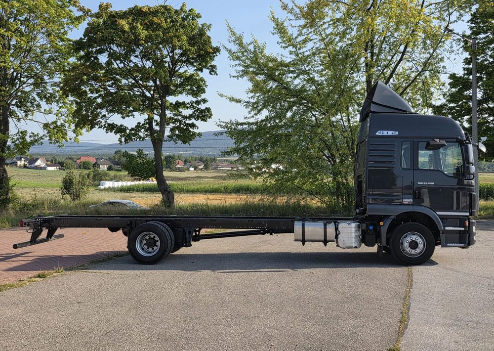 Fahrgestell LKW MAN TGM 15.290 / RAMA DO ZABUDOWY / AUTOMAT / SPROWADZONY  / E6 / LIFT / ROZSTAW OSI 5.5M / LAWETA / POMOC DROGOWA / STAN BARDZO DOBRY/: das Bild 10