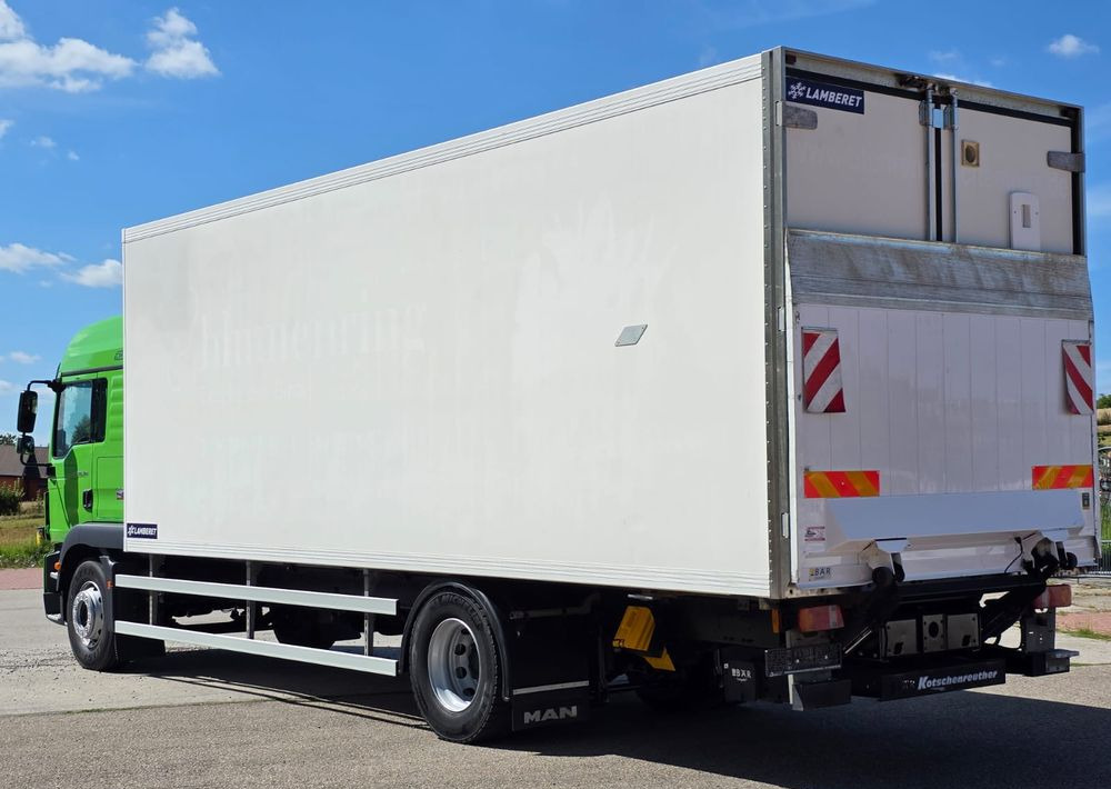 MAN TGM 18.340 / 18.290 / 15.290 / IZOTERMA / WINDA / 19PALET /E6 / SPROWADZONY / AUTOMAT / SYPIALKA / PIERWSZY WŁAŚCICIEL / BOCZNE DRZWI / STAN BARDZO DOBRY - Kühlkoffer LKW: das Bild 3 MAN TGM 18.340 / 18.290 / 15.290 / IZOTERMA / WINDA / 19PALET /E6 / SPROWADZONY / AUTOMAT / SYPIALKA / PIERWSZY WŁAŚCICIEL / BOCZNE DRZWI / STAN BARDZO DOBRY - Kühlkoffer LKW: das Bild 3