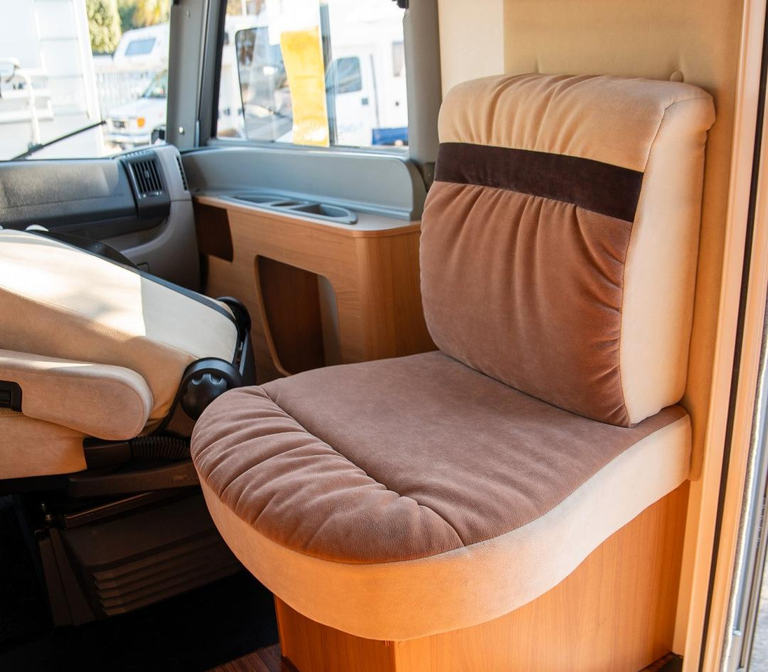 Integriertes Wohnmobil Burstner viseo i 726: das Bild 6