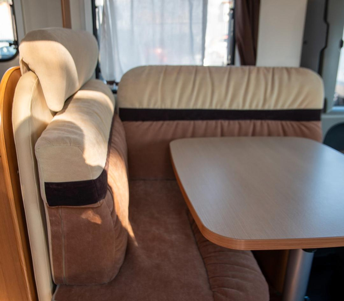 Integriertes Wohnmobil Burstner viseo i 726: das Bild 5