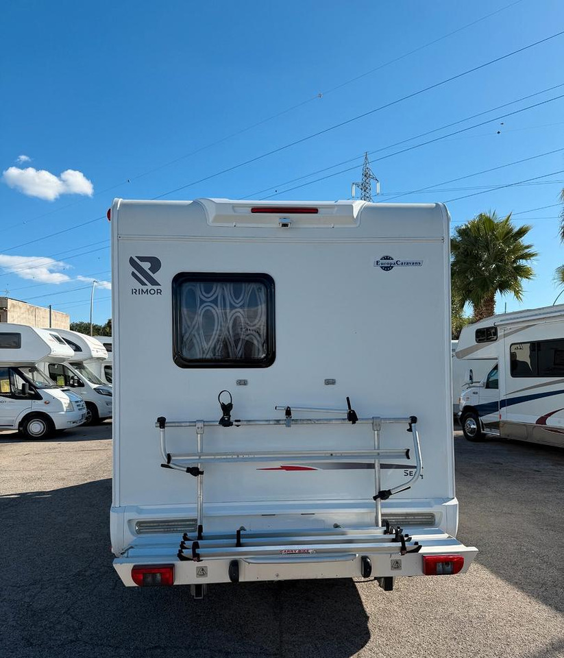 Rimor SEAL 3 - Alkoven Wohnmobil: das Bild 5 Rimor SEAL 3 - Alkoven Wohnmobil: das Bild 5