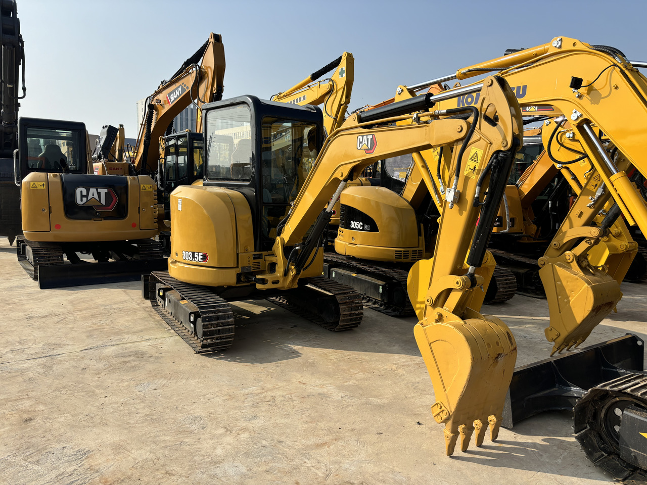 CATERPILLAR CAT303.5E - Minibagger: das Bild 5 CATERPILLAR CAT303.5E - Minibagger: das Bild 5