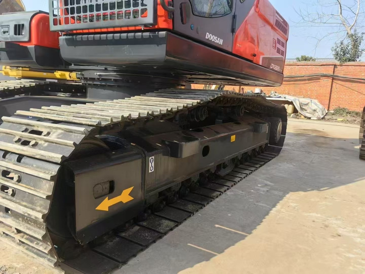 DOOSAN Dx225 - Kettenbagger: das Bild 3 DOOSAN Dx225 - Kettenbagger: das Bild 3