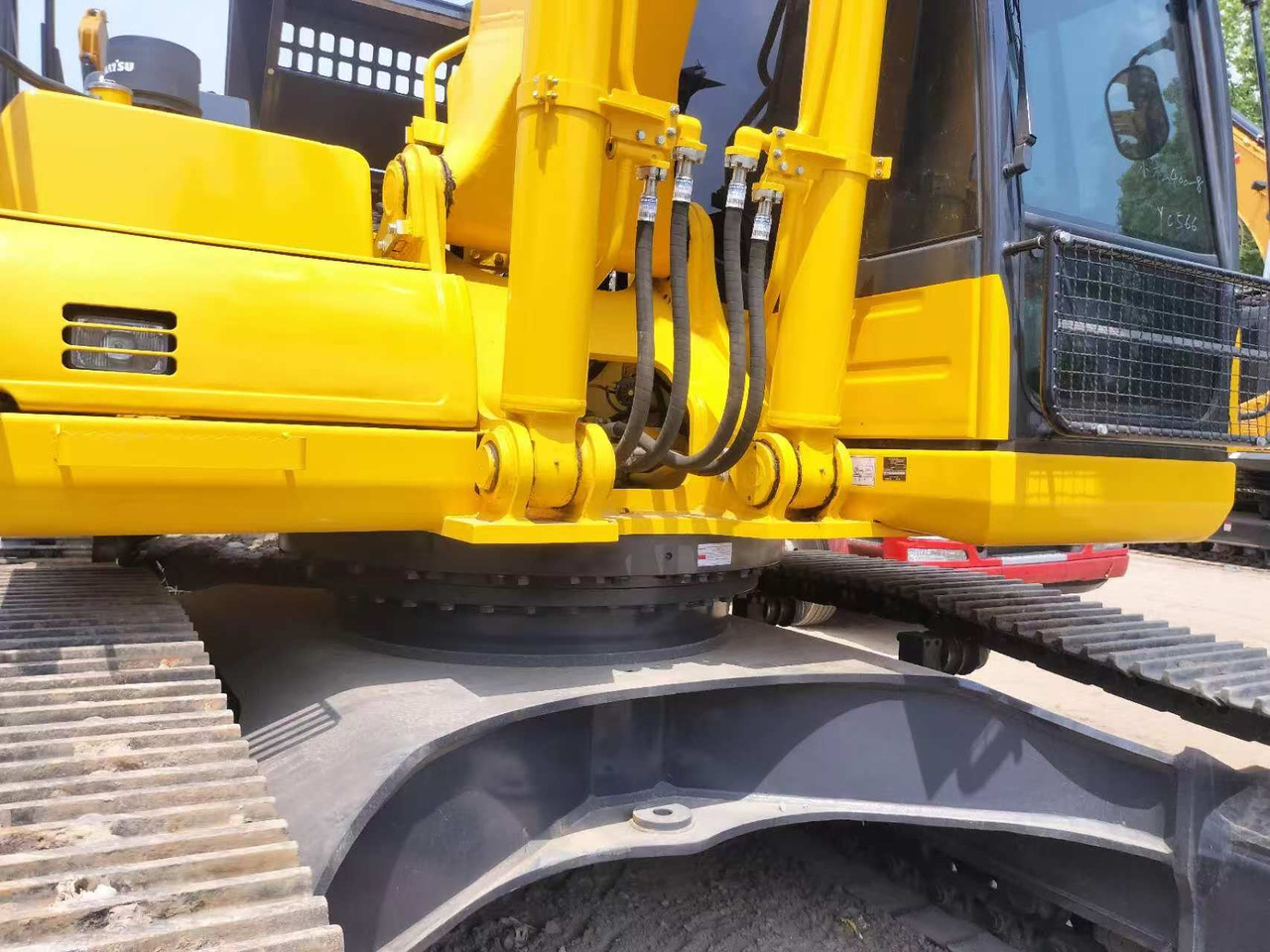 KOMATSU PC400-8 - Kettenbagger: das Bild 4 KOMATSU PC400-8 - Kettenbagger: das Bild 4