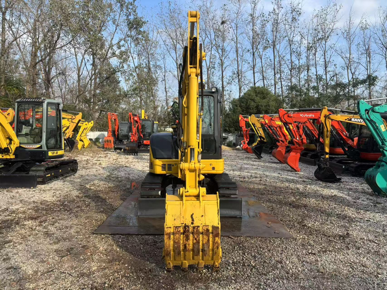 KOMATSU PC55MR-3 - Minibagger: das Bild 4 KOMATSU PC55MR-3 - Minibagger: das Bild 4