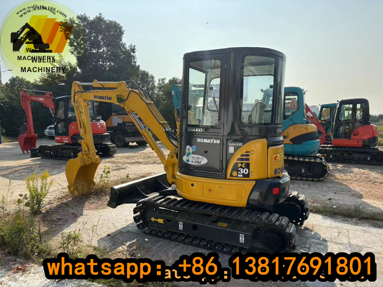 Komatsu PC 30 MR-3 Komatsu 30, Komatsu 35-3 - Minibagger: das Bild 3 Komatsu PC 30 MR-3 Komatsu 30, Komatsu 35-3 - Minibagger: das Bild 3