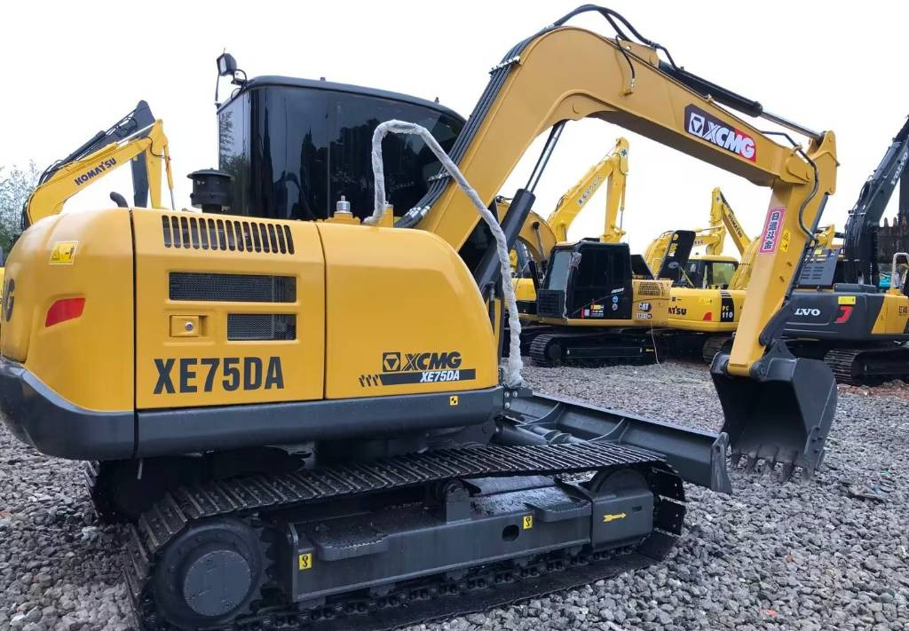 XCMG XE 75 DA XE75 - Minibagger: das Bild 4 XCMG XE 75 DA XE75 - Minibagger: das Bild 4