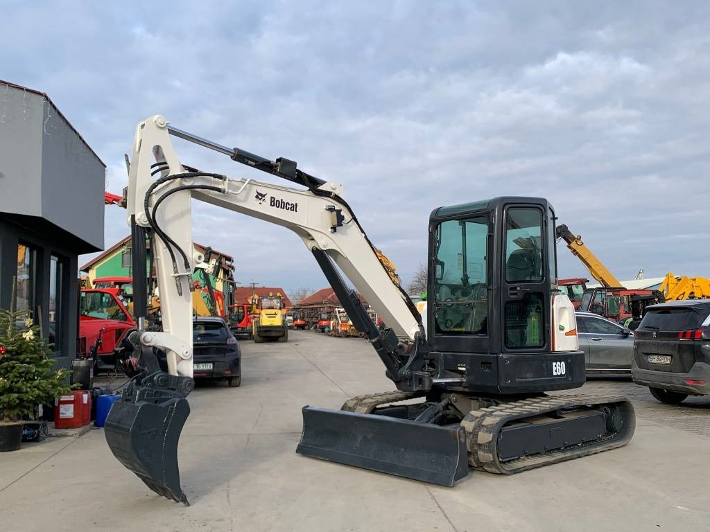 Bobcat E 60 - Minibagger: das Bild 1 Bobcat E 60 - Minibagger: das Bild 1