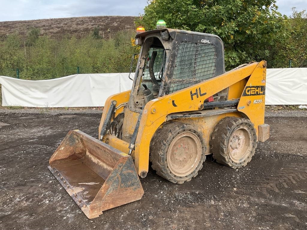 Gehl R 220 - Kompaktlader: das Bild 2 Gehl R 220 - Kompaktlader: das Bild 2