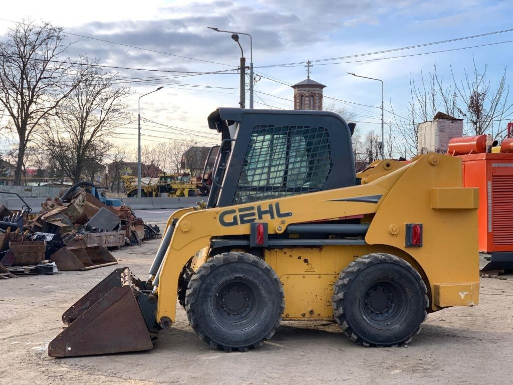 Gehl R 260 - Kompaktlader: das Bild 2 Gehl R 260 - Kompaktlader: das Bild 2