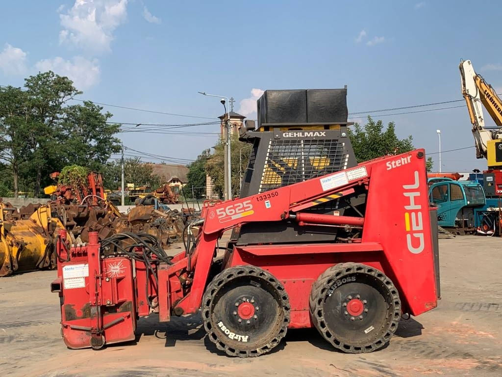Gehl SL5625 - Kompaktlader: das Bild 2 Gehl SL5625 - Kompaktlader: das Bild 2