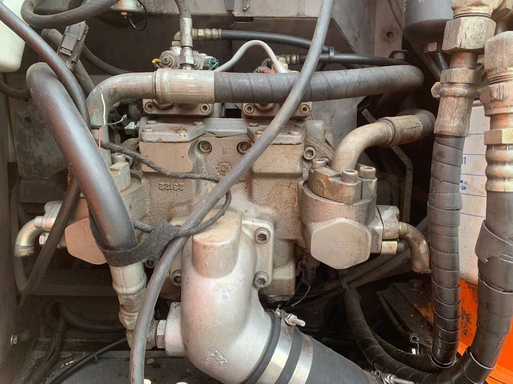 Kettenbagger Hitachi ZX 180 LC-3: das Bild 10