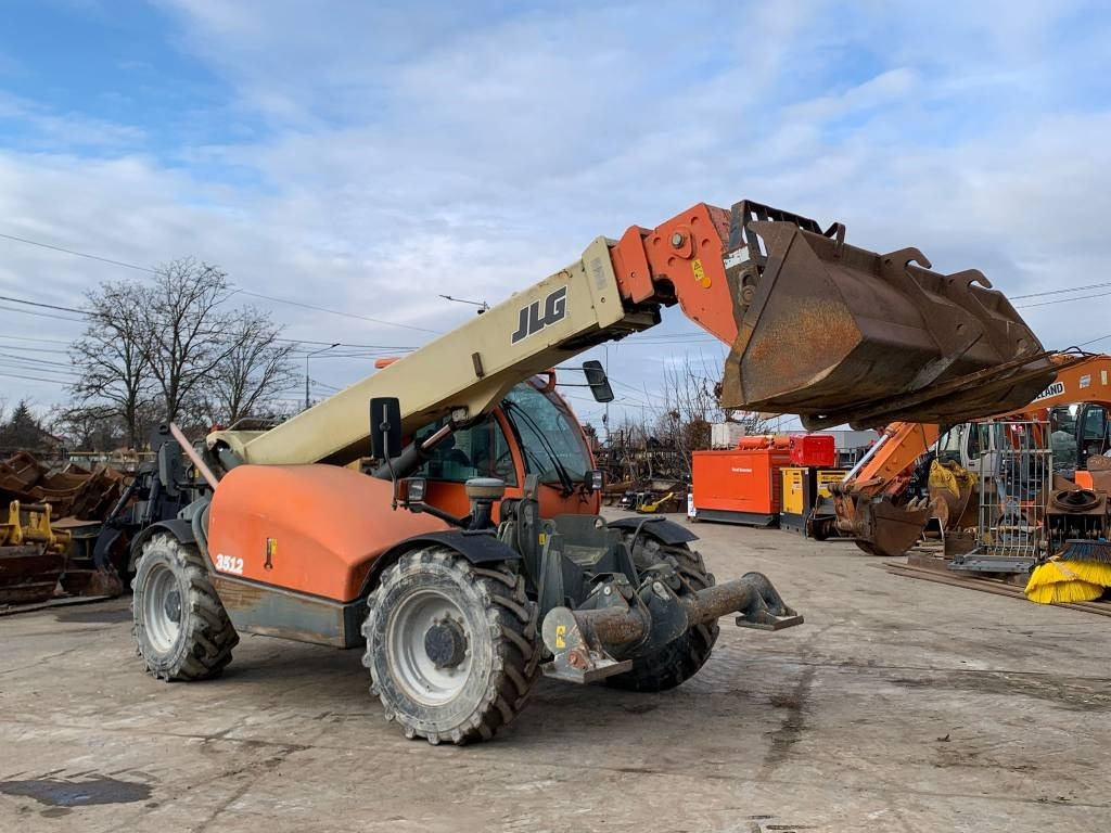 JLG 3512 - Teleskoplader: das Bild 4 JLG 3512 - Teleskoplader: das Bild 4