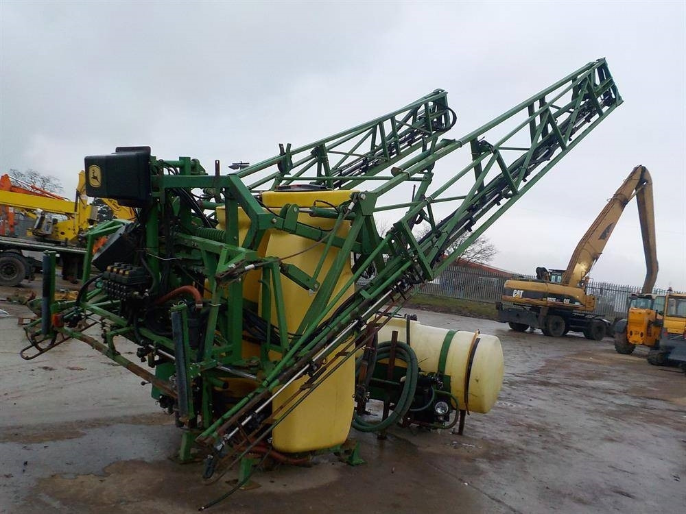 John Deere 510 - Anbauspritze: das Bild 3 John Deere 510 - Anbauspritze: das Bild 3