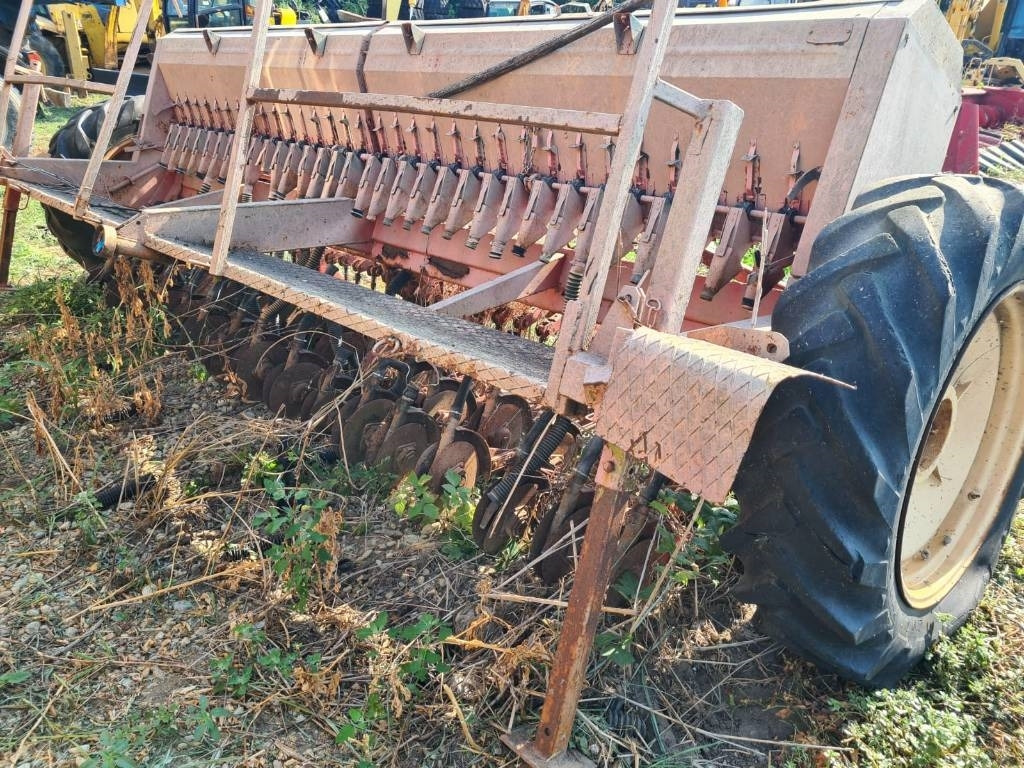 Kuhn 4M - Säkombination: das Bild 5 Kuhn 4M - Säkombination: das Bild 5