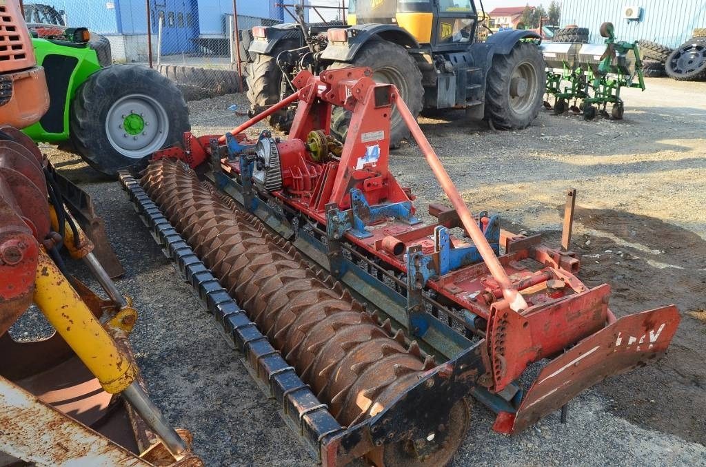 Lely Roterra - Kreiselegge: das Bild 2 Lely Roterra - Kreiselegge: das Bild 2