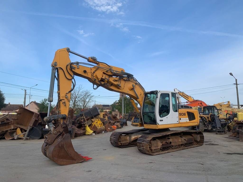 Liebherr R 906 LC Liebherr R 906 LC - Kettenbagger: das Bild 1 Liebherr R 906 LC Liebherr R 906 LC - Kettenbagger: das Bild 1