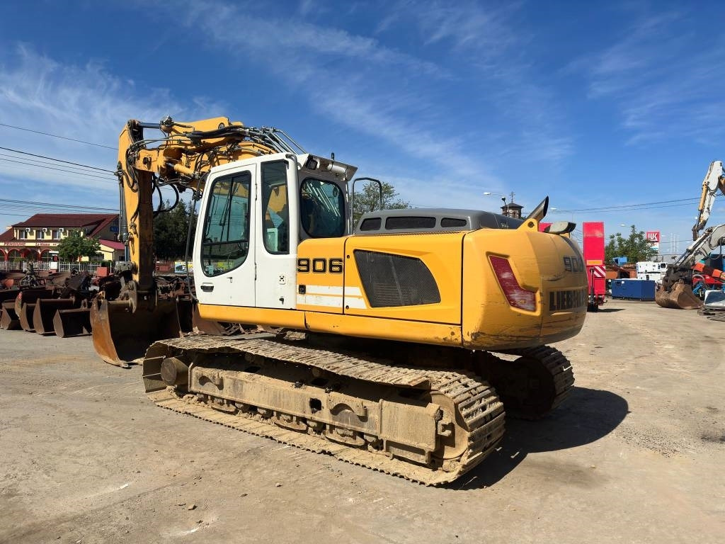 Kettenbagger Liebherr R 906 LC: das Bild 6 Kettenbagger Liebherr R 906 LC: das Bild 6