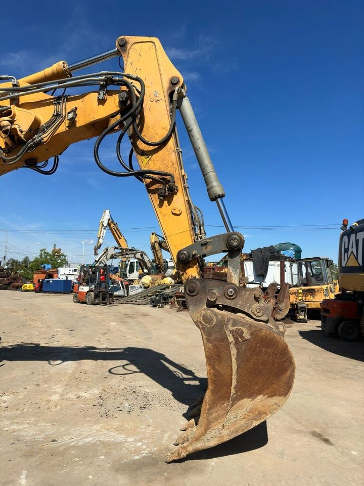 Kettenbagger Liebherr R 906 LC: das Bild 9 Kettenbagger Liebherr R 906 LC: das Bild 9