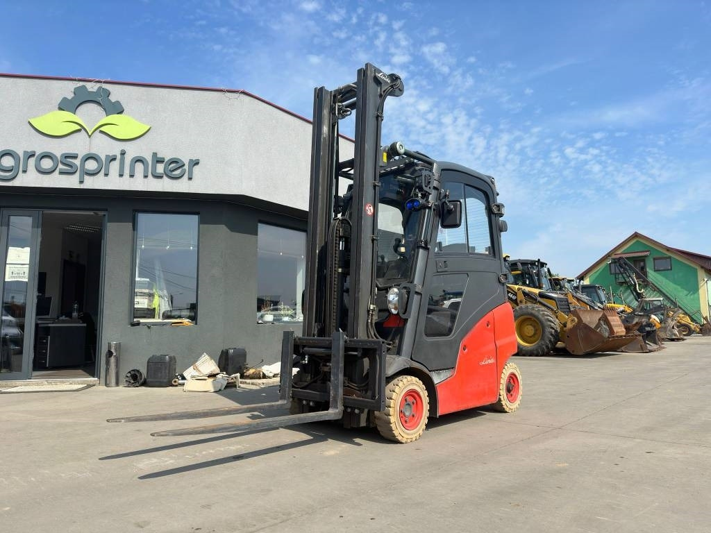 Linde H16T-01 - Treibgasstapler: das Bild 1 Linde H16T-01 - Treibgasstapler: das Bild 1