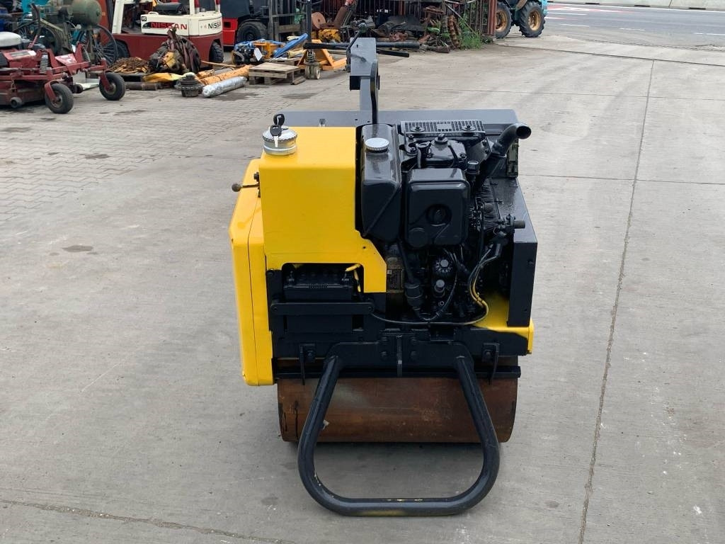 Mecalac MBR 71 - Kleine Walze: das Bild 2 Mecalac MBR 71 - Kleine Walze: das Bild 2
