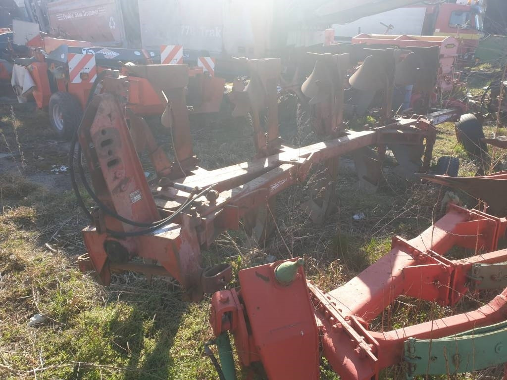 Naud RX 406 - Pflug: das Bild 2 Naud RX 406 - Pflug: das Bild 2