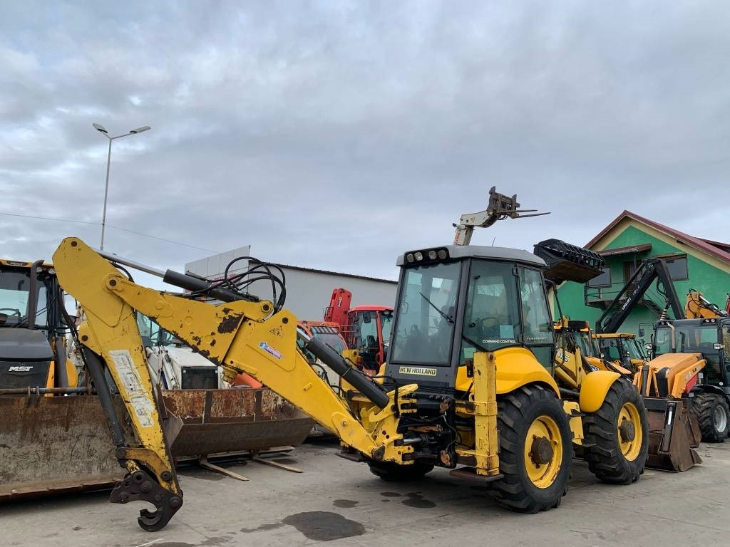 New Holland B 115 4PS - Baggerlader: das Bild 4 New Holland B 115 4PS - Baggerlader: das Bild 4