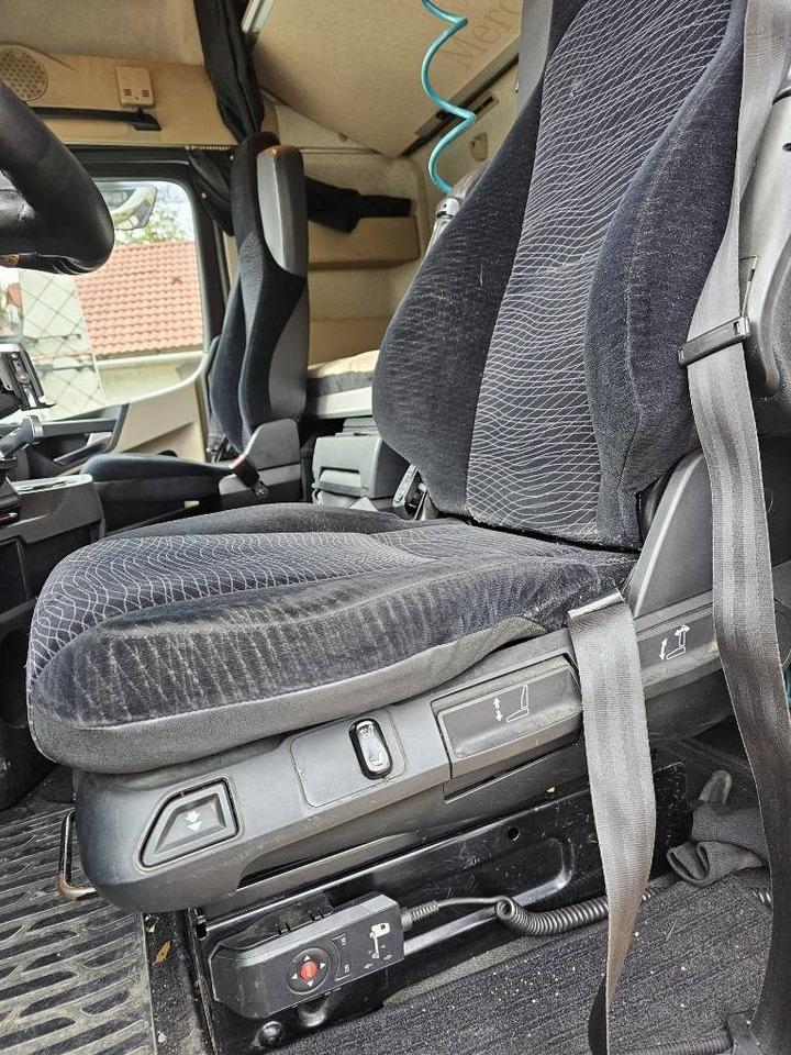 Mercedes-Benz Actros 1842 - Sattelzugmaschine: das Bild 5 Mercedes-Benz Actros 1842 - Sattelzugmaschine: das Bild 5