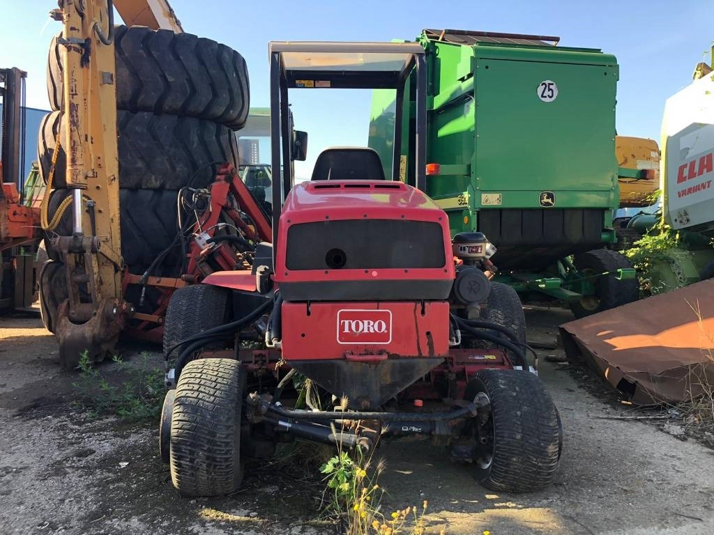 Toro REELMASTER 5500D - Rasenmäher: das Bild 2 Toro REELMASTER 5500D - Rasenmäher: das Bild 2