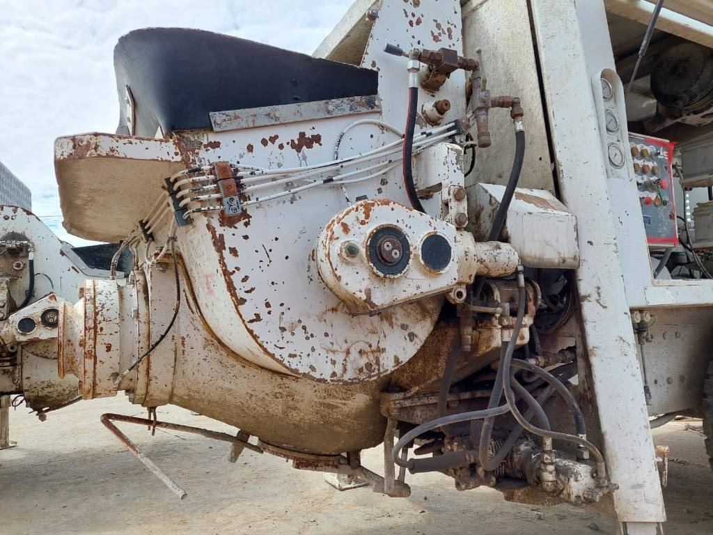 Utranazz SCM80C - Stationäre Betonpumpe: das Bild 4 Utranazz SCM80C - Stationäre Betonpumpe: das Bild 4