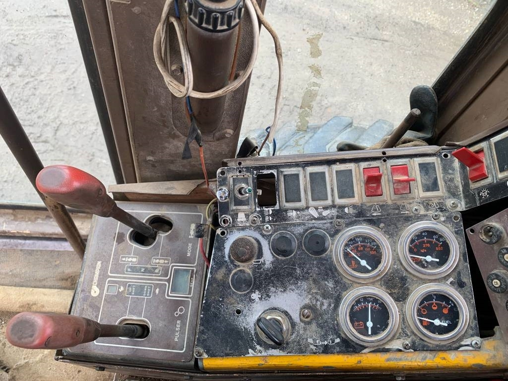 Grader Volvo Champion 720: das Bild 6