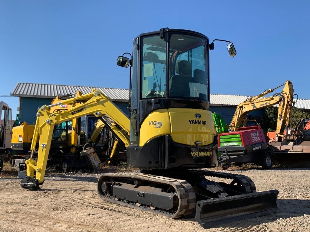 Yanmar Vio 25-4 - Minibagger: das Bild 3 Yanmar Vio 25-4 - Minibagger: das Bild 3