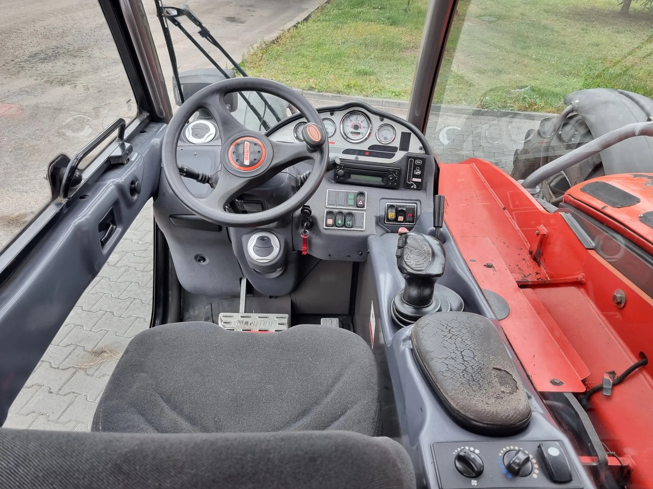MANITOU MLT 735 120 LSU - Teleskopradlader: das Bild 5 MANITOU MLT 735 120 LSU - Teleskopradlader: das Bild 5