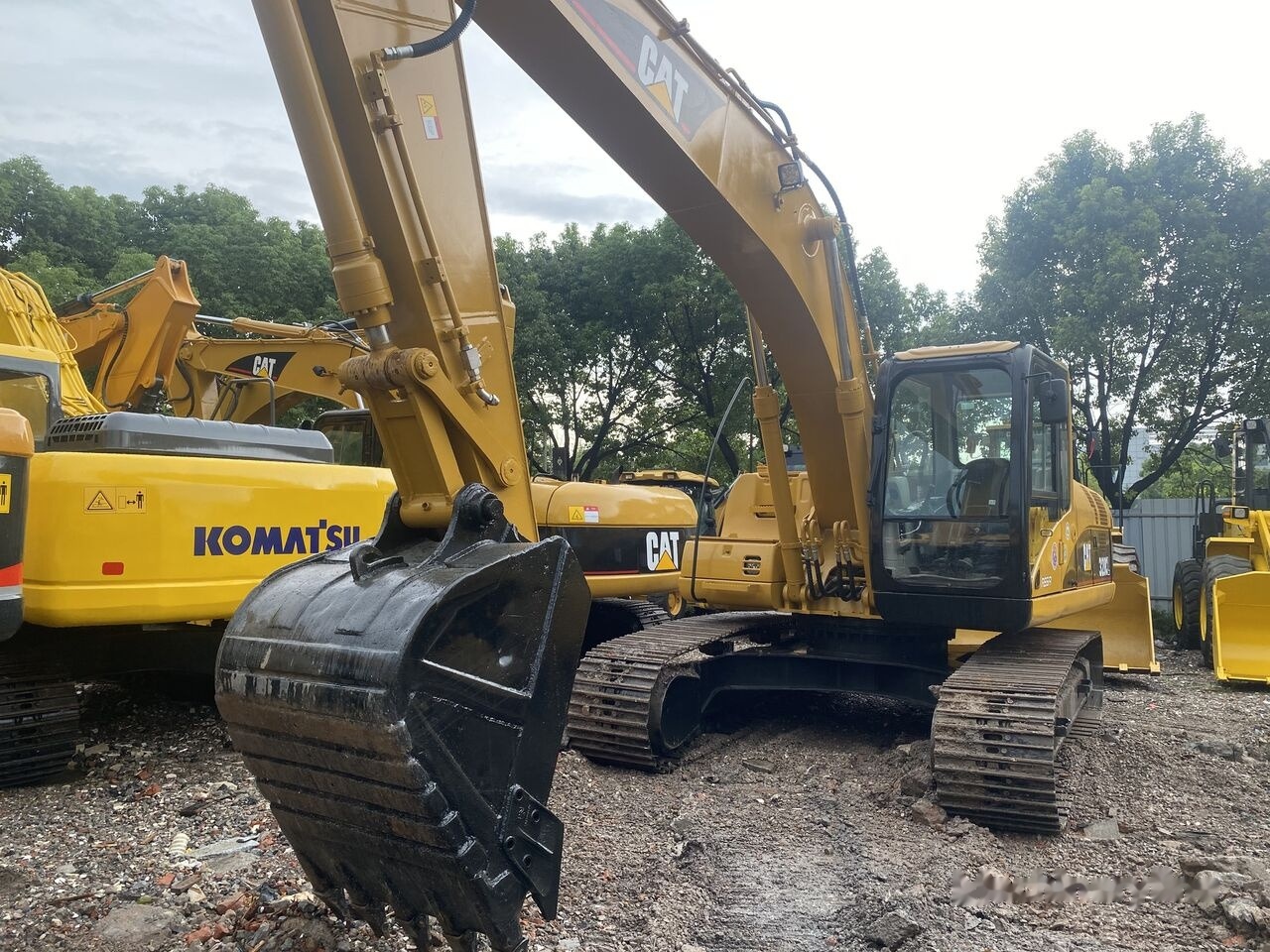 Caterpillar 320CL - Kettenbagger: das Bild 1 Caterpillar 320CL - Kettenbagger: das Bild 1