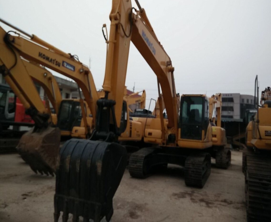 Komatsu PC200-7 - Kettenbagger: das Bild 5 Komatsu PC200-7 - Kettenbagger: das Bild 5