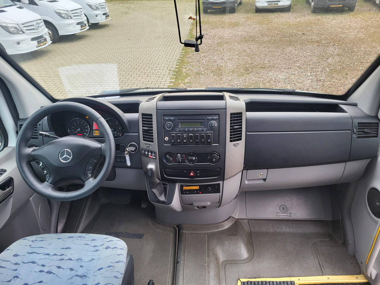 Mercedes-Benz Sprinter 518 CDI - 24 places + standing - Kleinbus, Personentransporter: das Bild 5 Mercedes-Benz Sprinter 518 CDI - 24 places + standing - Kleinbus, Personentransporter: das Bild 5