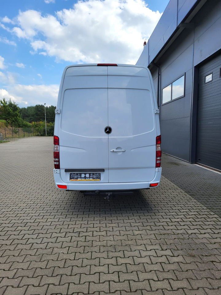 Mercedes-Benz Sprinter 519 CDI 24 places + 4 standing - Überlandbus: das Bild 4 Mercedes-Benz Sprinter 519 CDI 24 places + 4 standing - Überlandbus: das Bild 4
