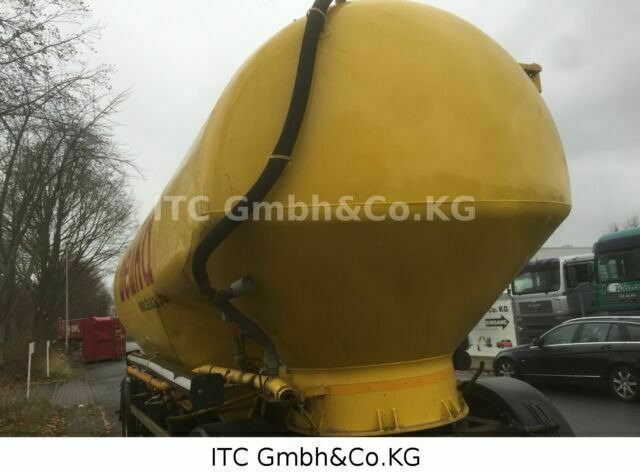 Hüffermann Heitling Futter Silo - Tankanhänger: das Bild 3 Hüffermann Heitling Futter Silo - Tankanhänger: das Bild 3