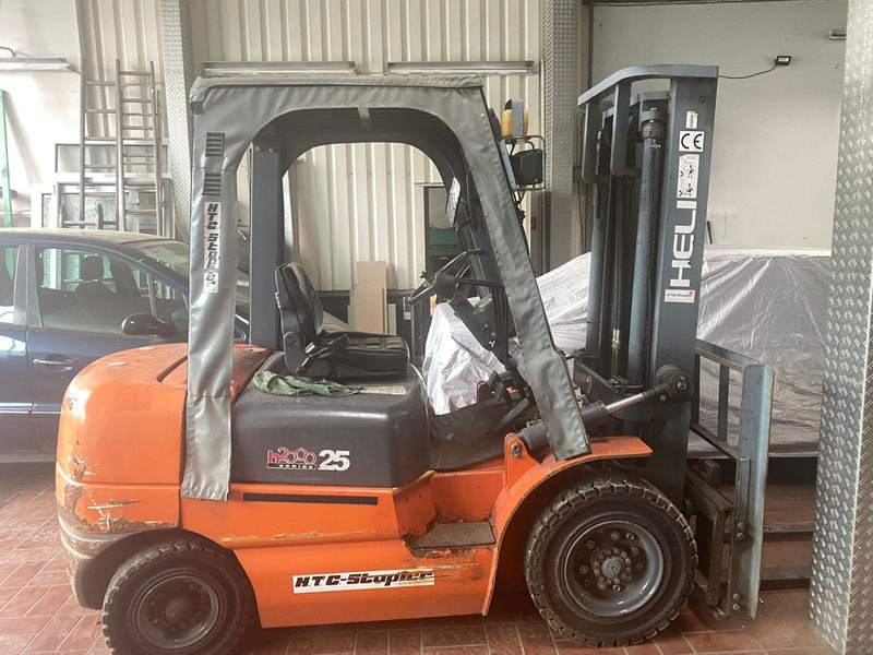Hyundai D25 - Dieselstapler: das Bild 1 Hyundai D25 - Dieselstapler: das Bild 1